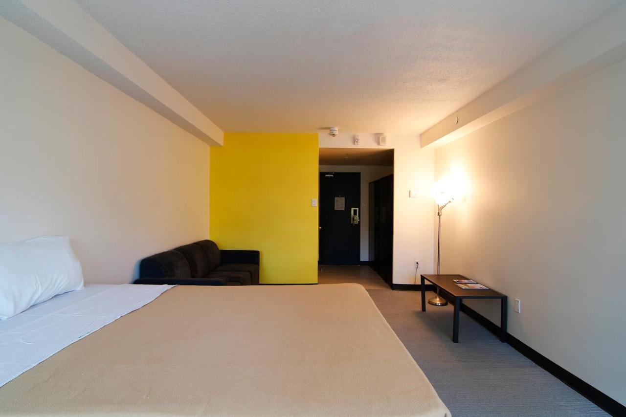 Parkside Student Residence Downtown Toronto Exterior photo
